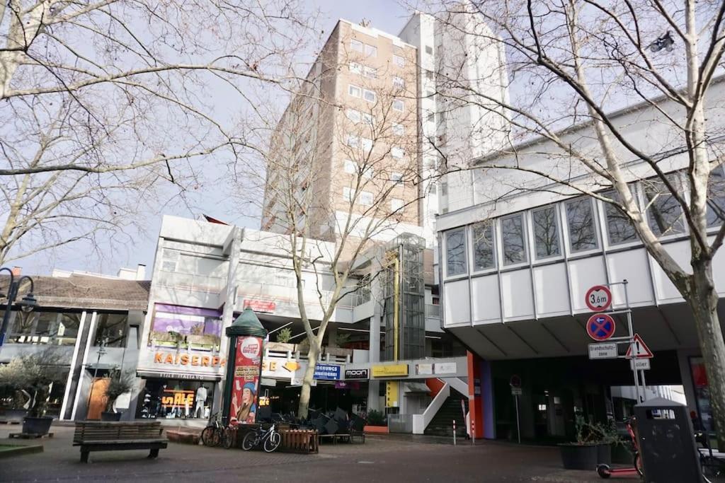 Neu Modernes Apartment In Top Lage, Free Parking Max 1,65M Hoehe Und 1,8M Breite Карлсруэ Экстерьер фото